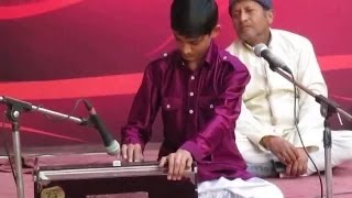 Very Very Very Fast Fingers in Raag Yaman (Part - 2) | Solo Harmonium by Master Nishad