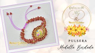 PULSERA CON MEDALLA BORDADA PARA NIÑA