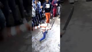 اصغار طفل في مصر "يرقص بالسلاح" في قلب التنجيد عقباوي المنيب2019