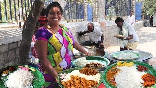 Famous Aunty Roadside Meals Hyderabad | Chicken Rice 60 Rs Only |Veg Rice 40 Rs  | Amazing FoodZone