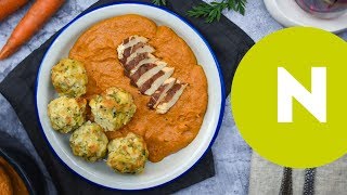 Csirkemell vadas mártással és zsemlegombóccal recept | Nosalty