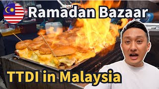 Malaysian street foods at Ramadan Bazaar in TTDI, Kuala Lumpur.