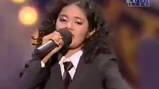 A girl who sings like Shreya Ghoshal (Better than Original Song)