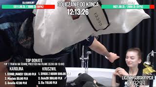 Kamerzysta mówi prawdę o Karolinie na live w wannie