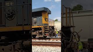 coupling up and give it a stretch at the Wildwood yard #csx #csxstrains #train