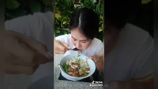 ข้าวปุ้นซาวพนมไพร