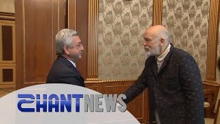 Ջոն Մալկովիչը նախագահականում