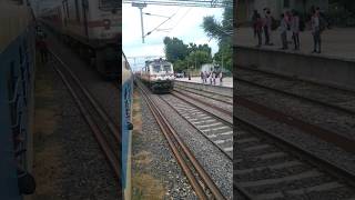 Dangerous High Speed  kamakhya- katra Express through Chanpatia..