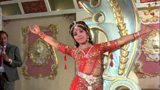 Ninaithathai Mudippavan Movie Songs | Kollai Ittavan Neethan Song | MGR | Latha | Manjula