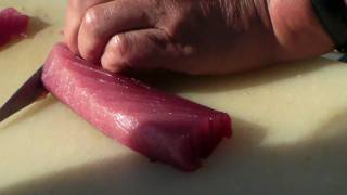 How to cut a tuna マグロ解体から刺身へ