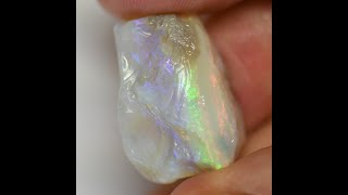 22.05 cts Australian Opal Rough for Carving