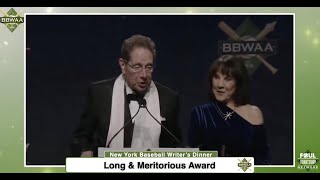 VIDEO: John Sterling, Suzyn Waldman honored at 100th annual New York Baseball Writers' Dinner