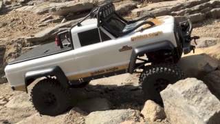 SUPER  SCALE DRIVING WITH JRC PERFORMANCE BUILT BARRAGE J10 HONCHO-R GOLDEN EAGLE