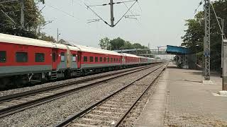 Udhampur Prayagraj superfast express  crossing BMU ❤️ #india #railways #prayagraj