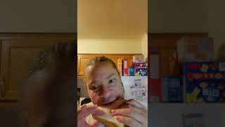 Smucker's Strawberry Goober Review *FIRST TIME EVER EATING THIS*