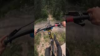 Road gap @evobikepark4786 #mtb #downhill  #mtblife #jump #mountainbike #bikelife #dh #crash