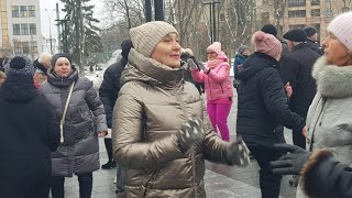 СЕГОДНЯ 7 декабря 2024 ЕСТЬ ЖЕНЩИНЫ КОНФЕТКИ,ЕСТЬ ЖЕНЩИНЫ ЦВЕТЫ!!!#kharkiv