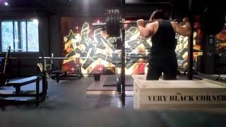 Box kyykky 220kg