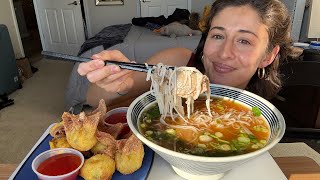 Q\u0026A Mukbang | Eating Pho \u0026 Crab Rangoons