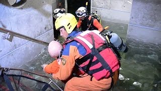 豪雨災害に備え　地下施設水没を想定し救助訓練　富山