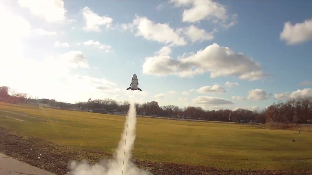 Quest NASA M.L.A.S. Rocket On B6-2 Engine Lost On Top Of High School ...