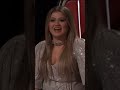 Kelly Clarkson - 