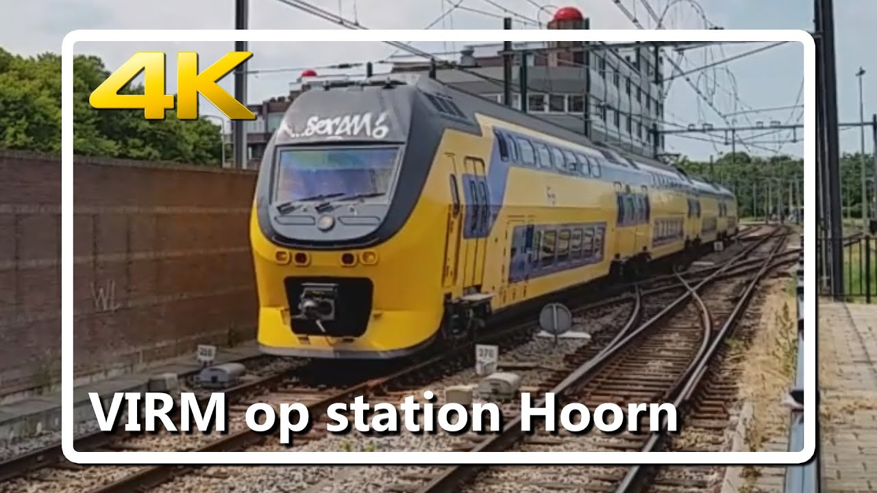 VIRM Komt Aan Op Station Hoorn! - YouTube