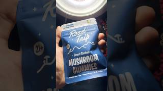 LEGAL MUSHROOMS?🍄‍🟫 Roadtrip Gummies!