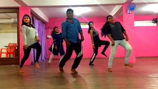 Twist kamariya  dream catchers danze | choreography by Suresh|Bareilly ki Barfi