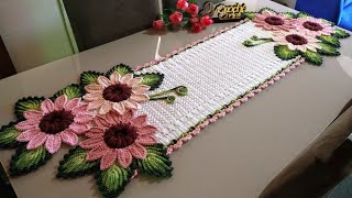 Uma lindeza pra você se inspirar! Caminho de mesa Encanto de flores #crochê