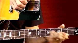 Blues Guitar Lesson - Larry Carlton - 335 Blues - B Minor Blues: Soloing