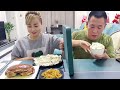 对付吃独食的人就要有方法 eating show eating challenge husband and wife eating food eating mukbang asmr eating