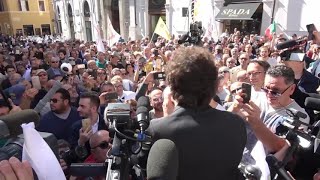 Manifestazione M5s contro fiducia sul Rosatellum: \