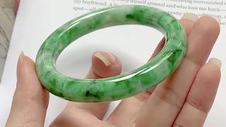 55mm A-Grade Natural Green Jadeite Traditional Round Bangle No.220110