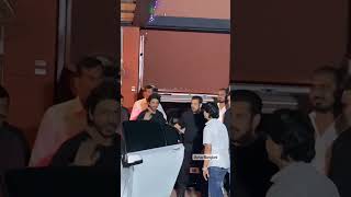 Riyaz Aly Spotted in Salman Khan's Birthday Party With Shahrukh Khan