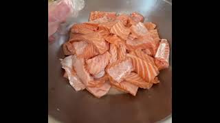 Fermented Salmon Belly.ផ្អកត្រីសាលម៉ុន