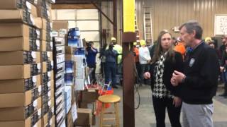 Chelsea Clinton stops at U.A. Local 370 in Mt. Morris Township