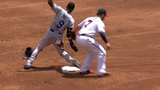 LAD@ATL: Gordon swipes second for 54th stolen base