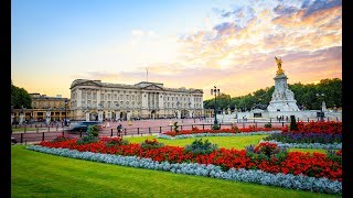 10 Most Beautiful Royal Palaces in World
