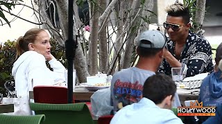 Jennifer Lopez goes makeup-free as she dines outdoor with friends in Miami