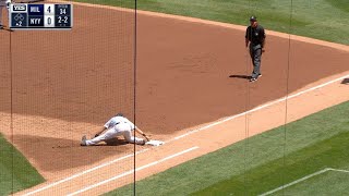 MIL@NYY: Choi does a full split to snag a low throw