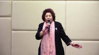 女聲獨唱《感恩的心》演唱：郭虹老師  《香港印尼泗水同學會成立26週年會慶暨第十屆理事就職典禮》