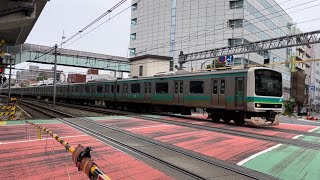 北千住一丁目踏切にて、JR東日本E231系0番台 通過シーン