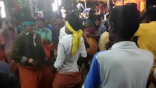 அய்யம்பாளையம்  முத்தாலம்மன் திருவிழா 2019 நண்பர்களு டன் ஆட்டம்