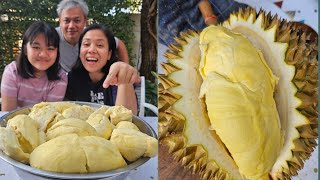 Durian mukbang