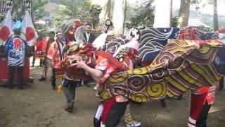 五柱神社での獅子舞　2013年春