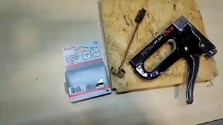 Bosch 2609255859 DIY Handtacker HT 14, Geht in Dachlatten wie die Heiße Nadel in Butter