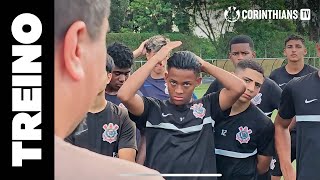 Treino da Base: Sub-15 se prepara para a temporada no CT.