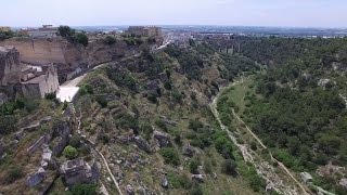 Bocche del Vento - La gravina e il Castello di Palagianello