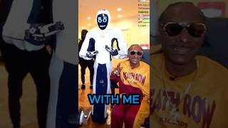 Kai Cenat Gifts Snoop Dogg A 20k Robot 🤖